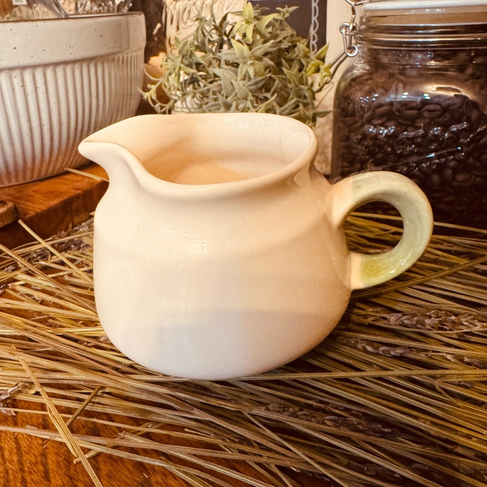 VTG MCM Franciscan Floral Earthenware 2-tone Ceramic Cream Pitcher with Handle